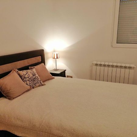 Studio Apartman Irena1 Bijela Ngoại thất bức ảnh