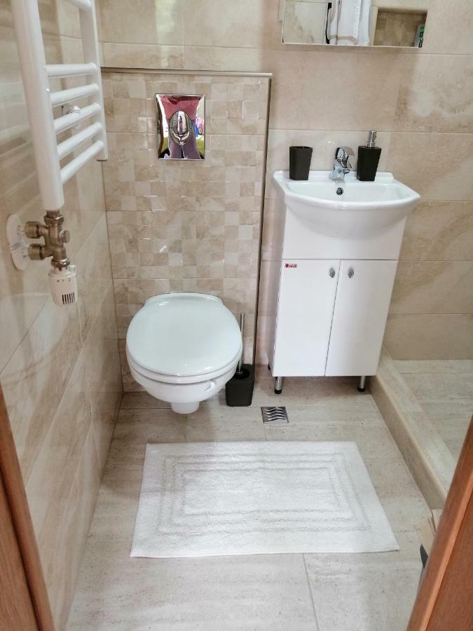 Studio Apartman Irena1 Bijela Ngoại thất bức ảnh